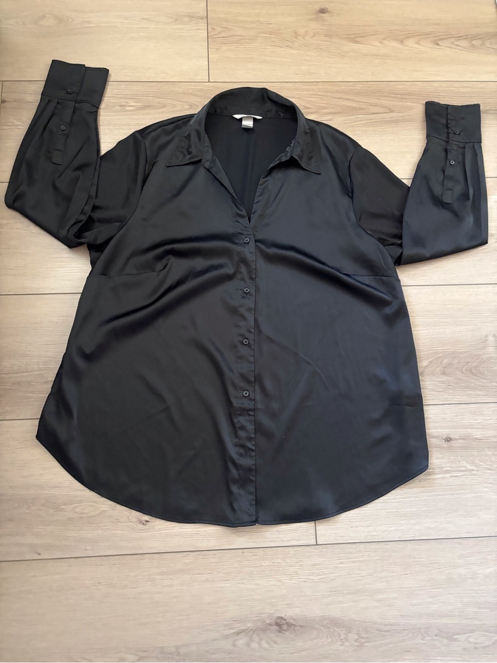 H&M Black Satin-Look Women's Button-Up Shirt